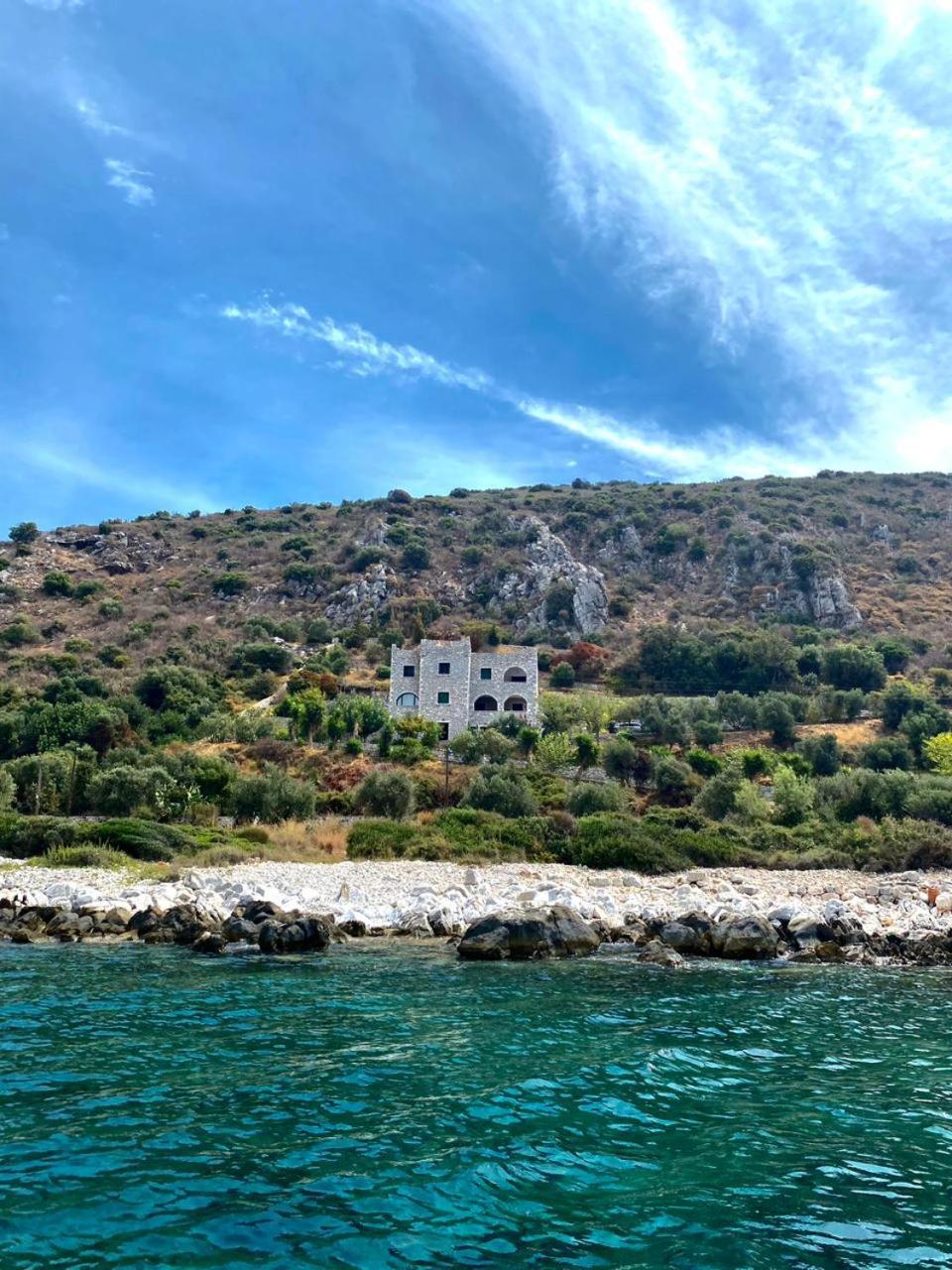 Vatoulia House Aparthotel Néon Oítilon Екстериор снимка