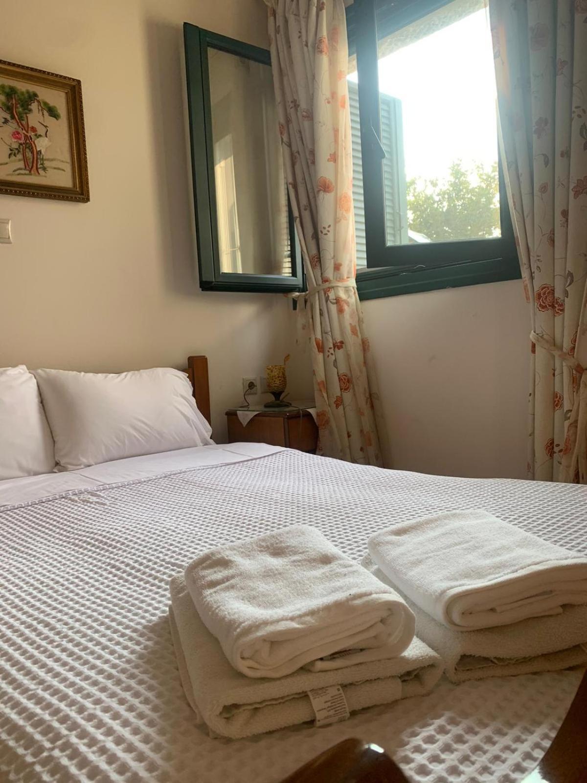 Vatoulia House Aparthotel Néon Oítilon Екстериор снимка