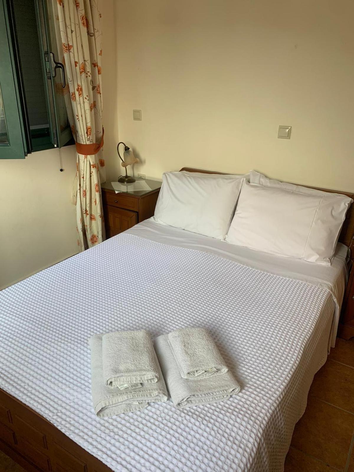 Vatoulia House Aparthotel Néon Oítilon Екстериор снимка