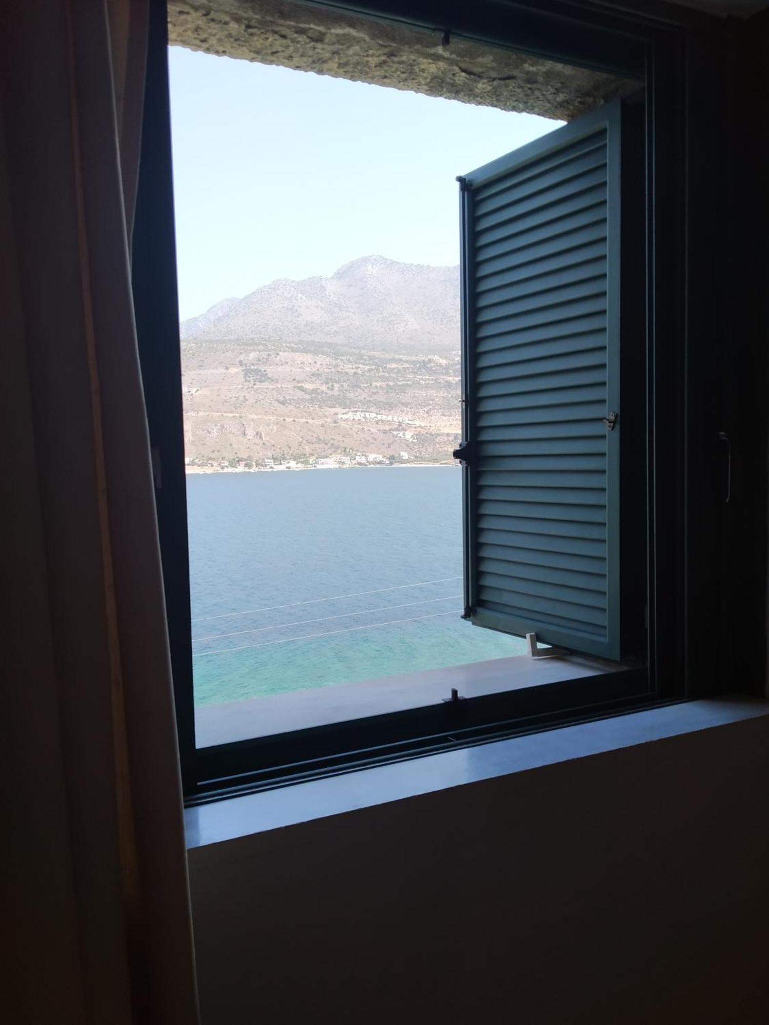 Vatoulia House Aparthotel Néon Oítilon Екстериор снимка